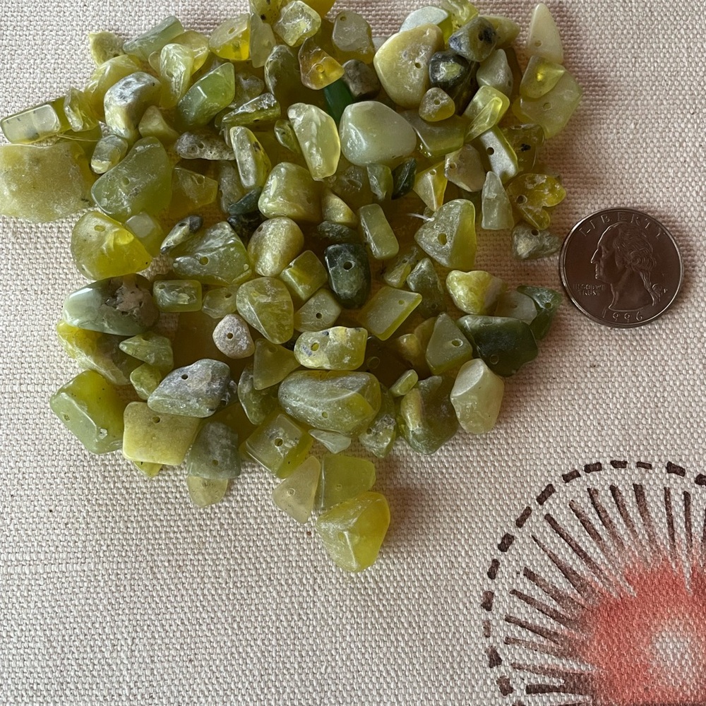 Natural Green Serpentine Gemstone Chip Beads